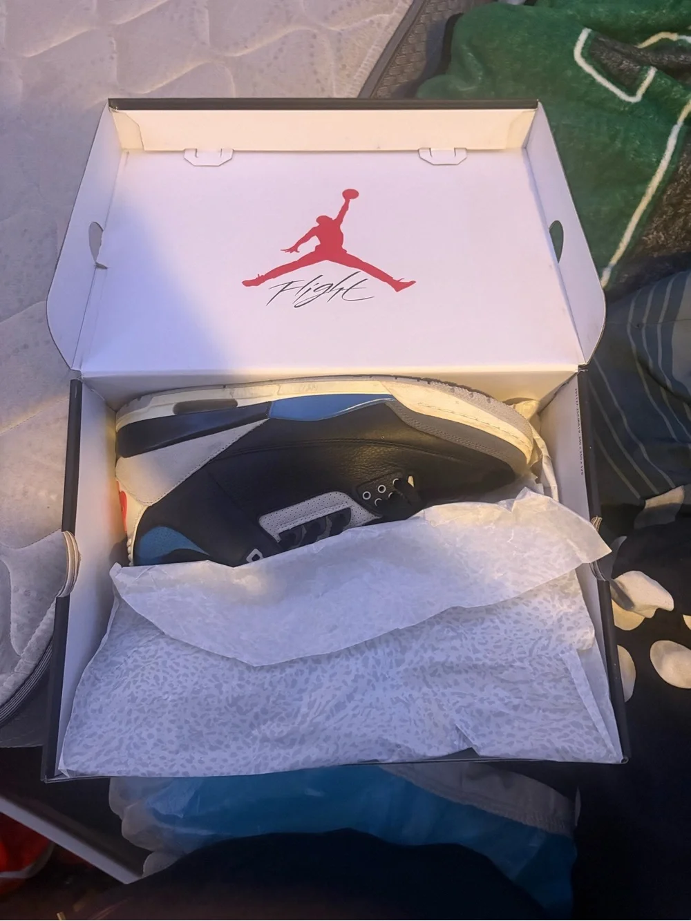 Jordan Men's Black, Blue and White Retro Sneakers
